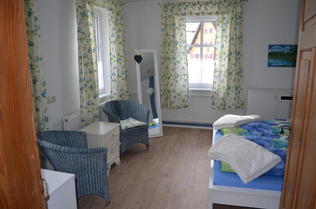 Die Dirndlkoenigin Grunenbach Extérieur photo